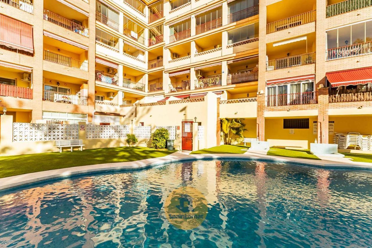 Nice 2 Bedroom Apartment For Family In Los Pacos Фуэнхирола Экстерьер фото