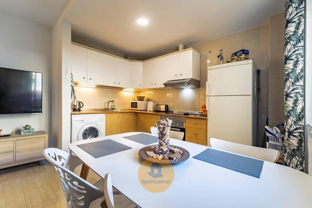Nice 2 Bedroom Apartment For Family In Los Pacos Фуэнхирола Экстерьер фото